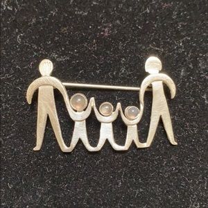 Sterling family of 5 pin